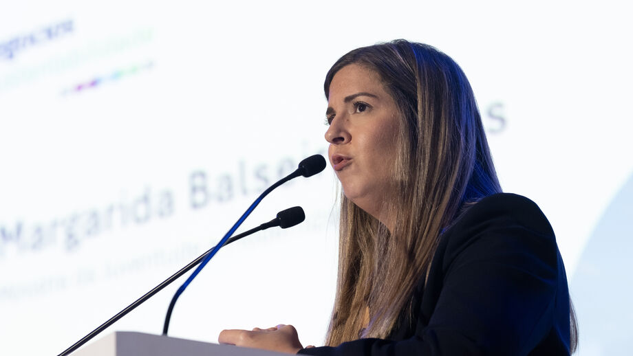 Margarida Balseiro Lopes, ministra da Cultura, Juventude e Desporto