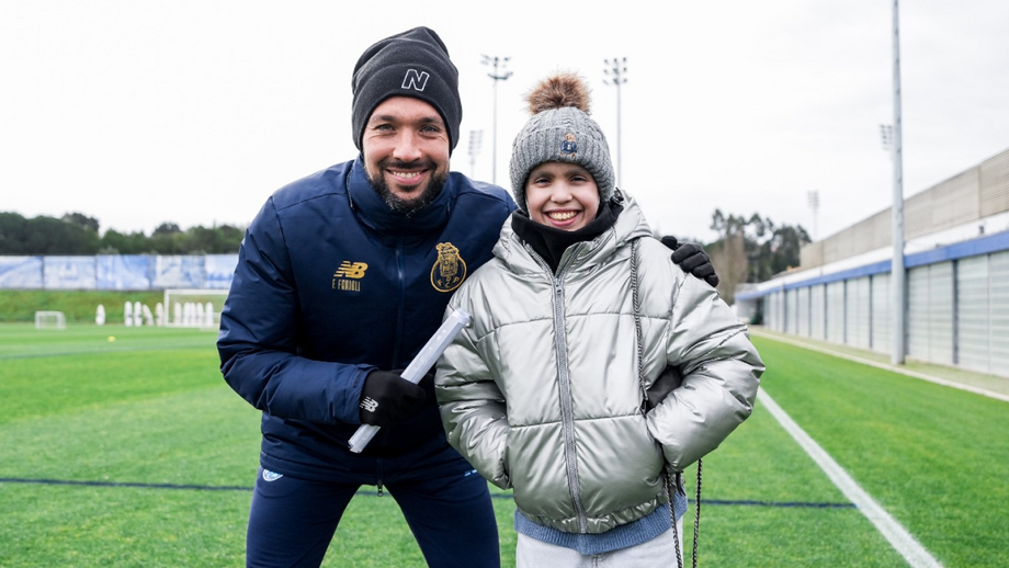 Treino do FC Porto teve uma convidada especial de Farioli