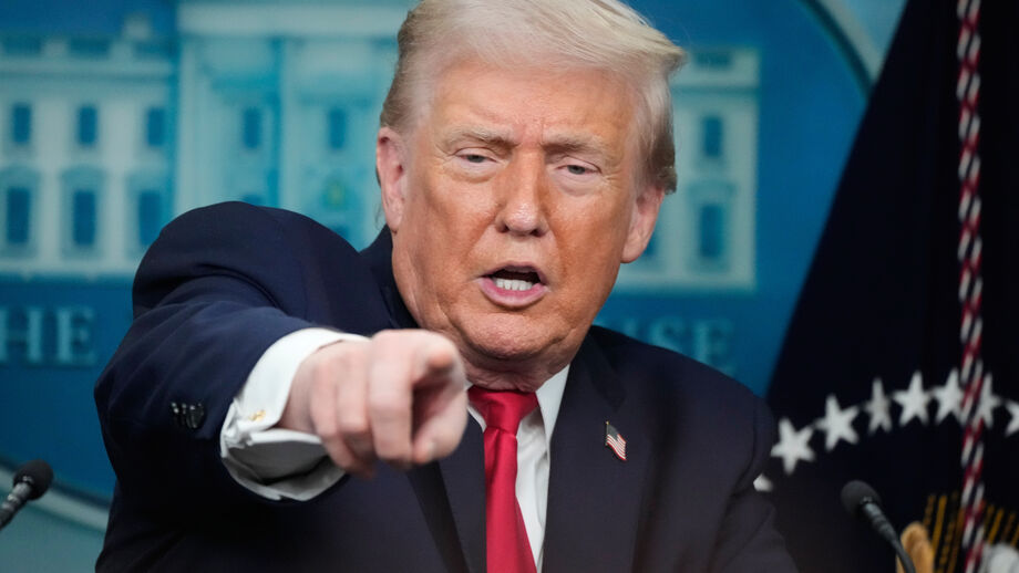 Trump otimista sobre controlo da Gronelândia pelos EUA após reuniões com líderes europeus