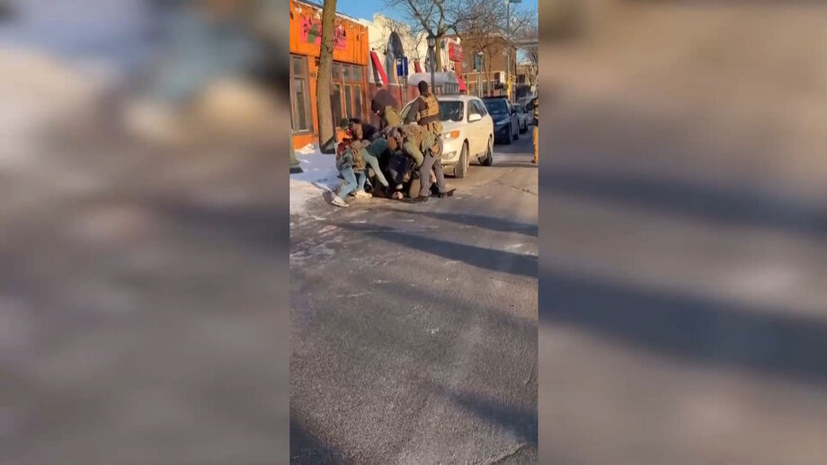 Governador exige a Trump a retirada imediata dos militares do ICE do estado norte-americano de Minnesota