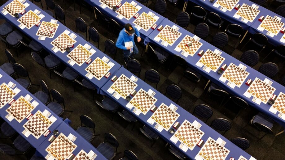 Polémica intensa abala xadrez: duelo entre gerações