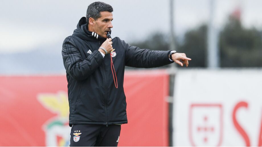 Nélson Veríssimo motivado para a receção do Benfica B ao Lusitânia de Lourosa