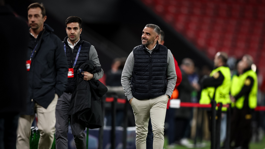 Rui Borges no relvado do San Mamés