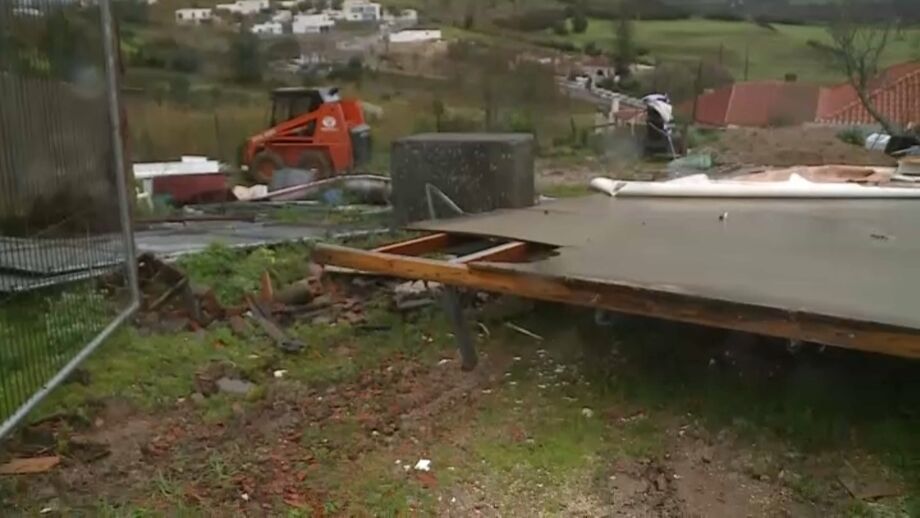 Depressão Kristin provocou grandes estragos em Portugal