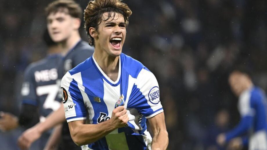 Galatasaray volta à carga por Rodrigo Mora