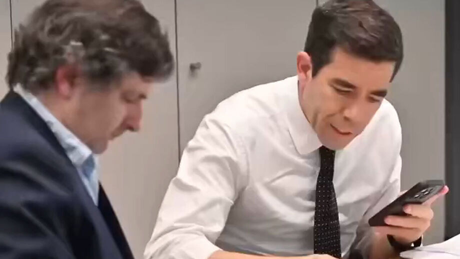 Com marca de água e edição profissional, vídeo foi publicado nas redes sociais de António Leitão Amaro enquanto o país está em estado de calamidade