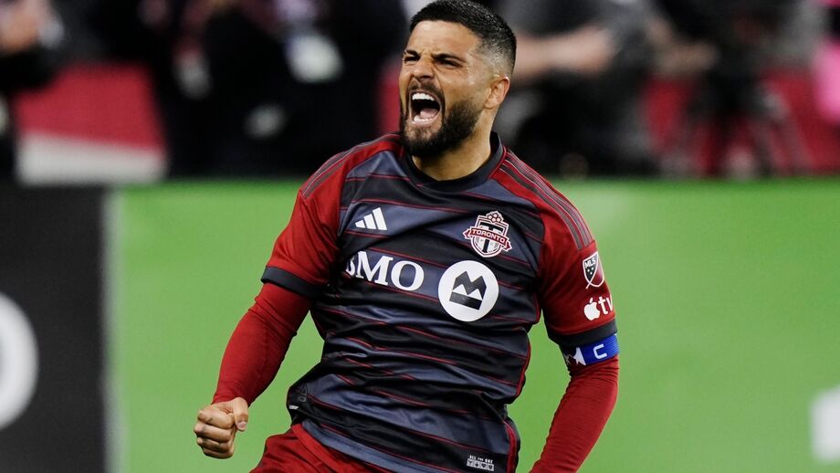 Lorenzo Insigne reforça o Pescara