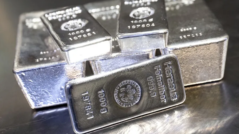 Preço da prata em forte queda