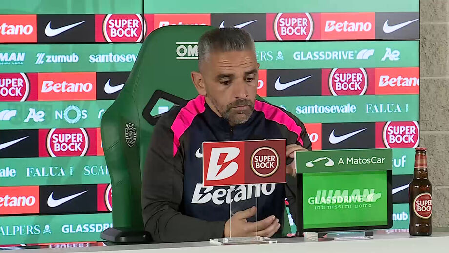 Treinador do Sporting garante que arranjará uma solução caso algum jogador saia ainda durante o mercado de inverno