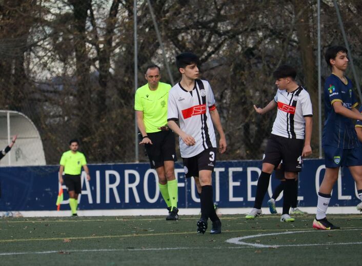 João Pinheiro em ação no Bairro FC-Operário Famalicão B
