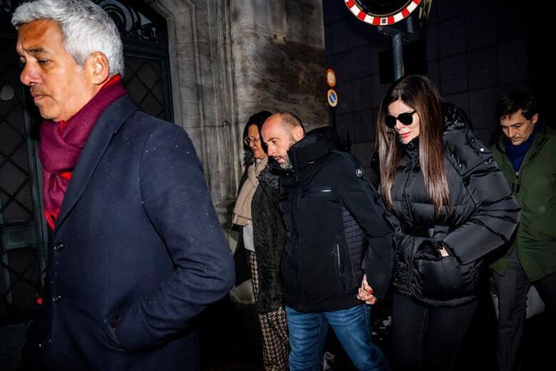 Jacques Moretti e a mulher à chegada do tribunal