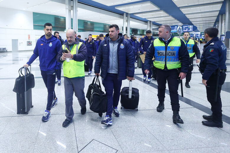 FC Porto chega à Invicta com Thiago Silva e Farioli