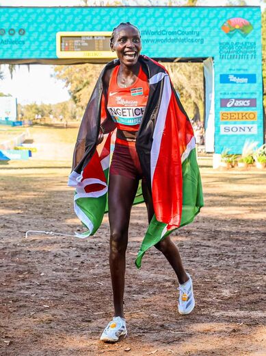 Agnes Ngetich sagra-se campeã mundial de corta-mato na Flórida