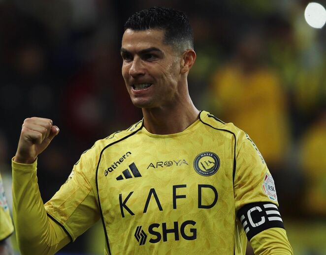 2. Cristiano Ronaldo - Mais de mil milhões de euros