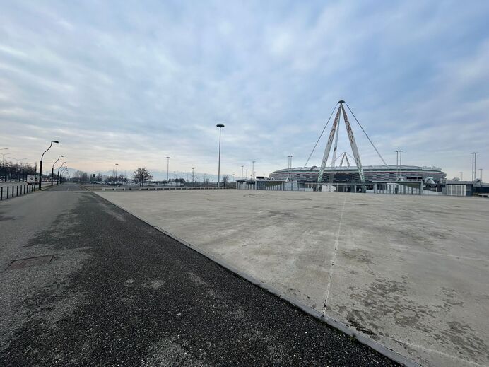 Termómetros rondam os 5 graus em Turim