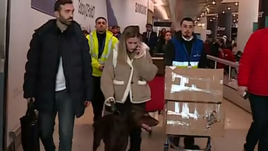 O momento em que empresário, namorada e... cão de Rafa são 'apanhados' à chegada a Lisboa