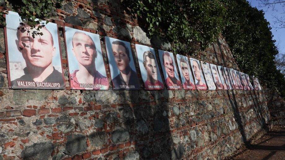 Benfica e Torino homenageiam vítimas da tragédia de Superga