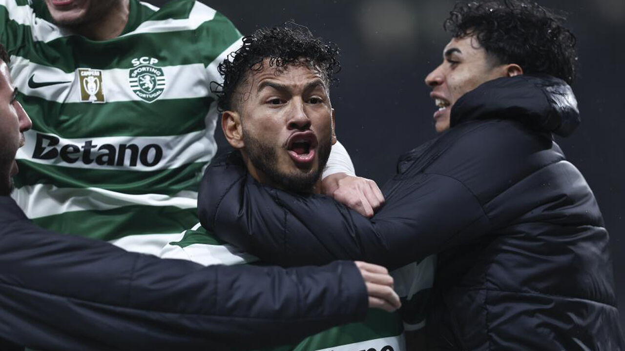 Luis Suárez voltou a ser o herói do Sporting nos descontos