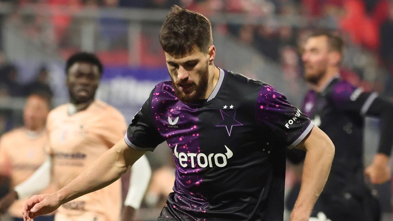 Jurásek estreou-se pelo Slavia Praga com uma assistência