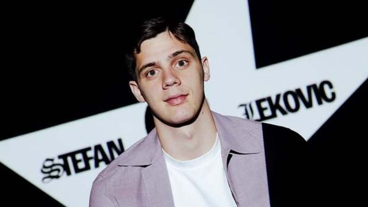 Lekovic apresentado na Reboleira