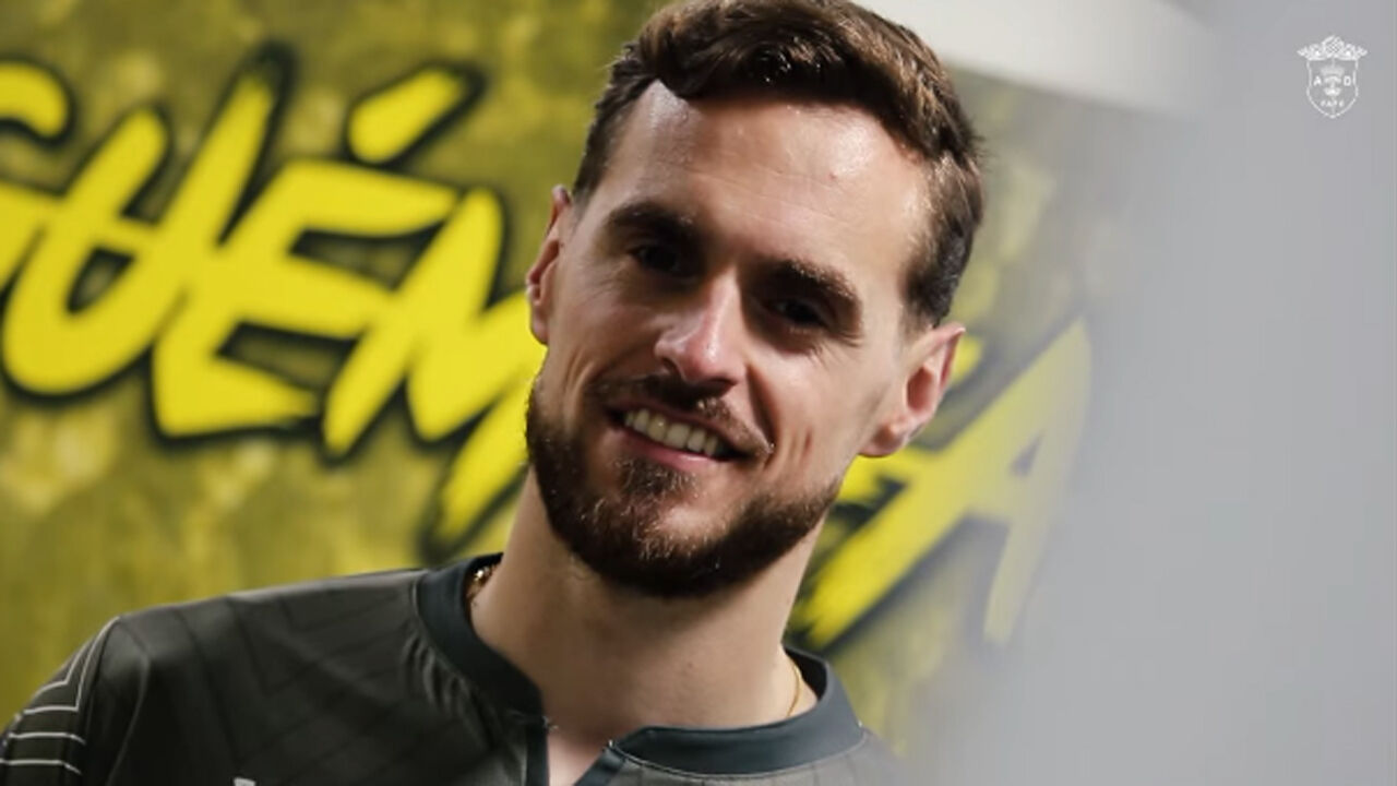 Manu reforça baliza do Fafe