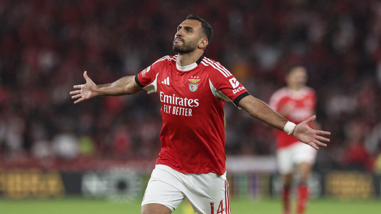 Pavlidis foi um dos jogadores do Benfica mais desejados