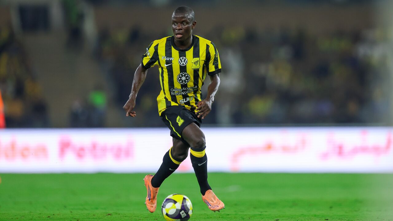 Kanté reforça o Fenerbahçe após aprovação da FIFA
