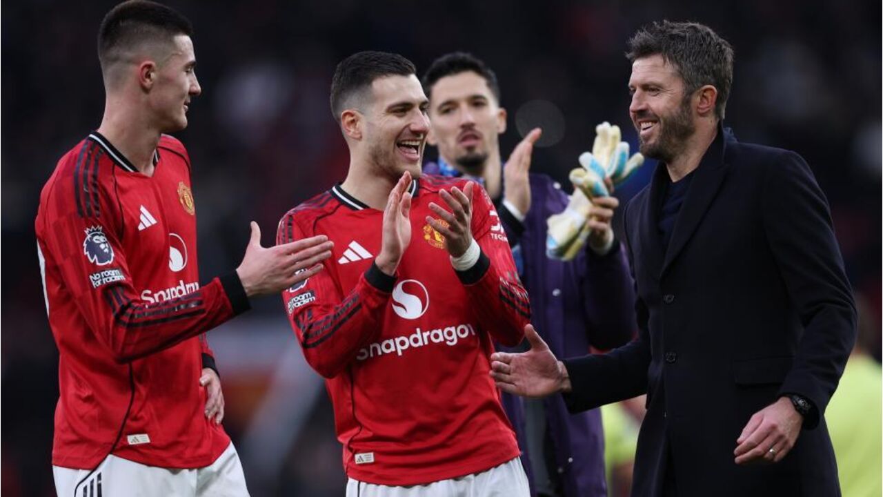 Dalot aplaude Michael Carrick 