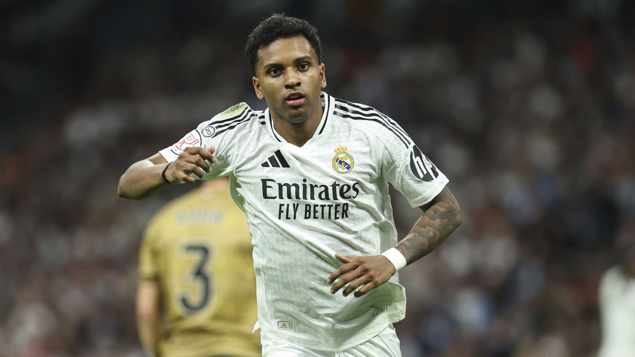 Rodrygo vai falhar as duas mãos do playoff da Liga dos Campeões