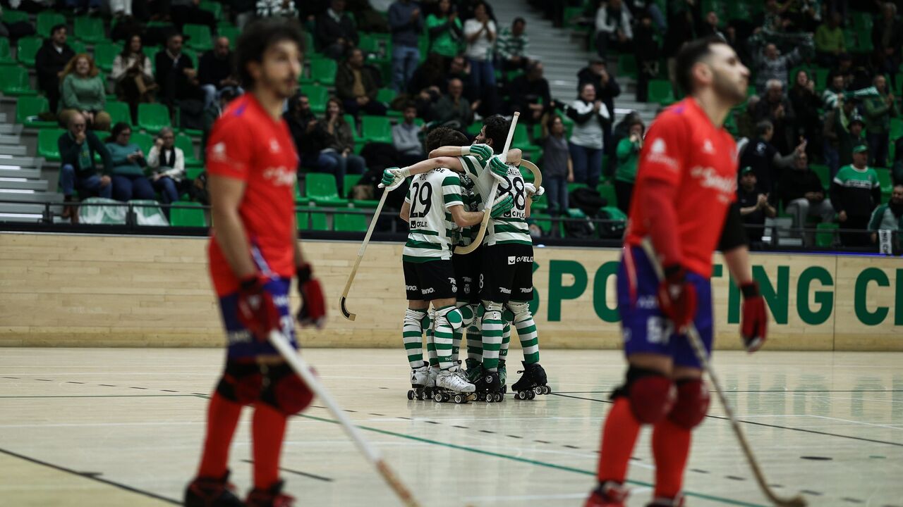 Sporting celebra vitória frente a Oliveirense na Liga dos Campeões
