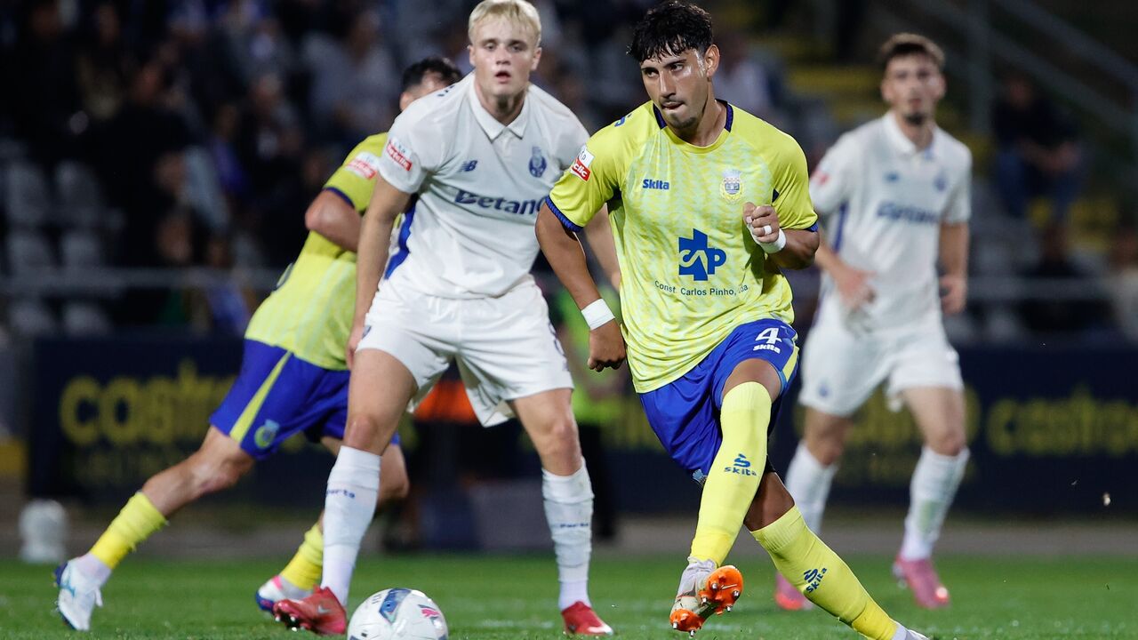 Matías Rocha volta ao jogo após suspensão