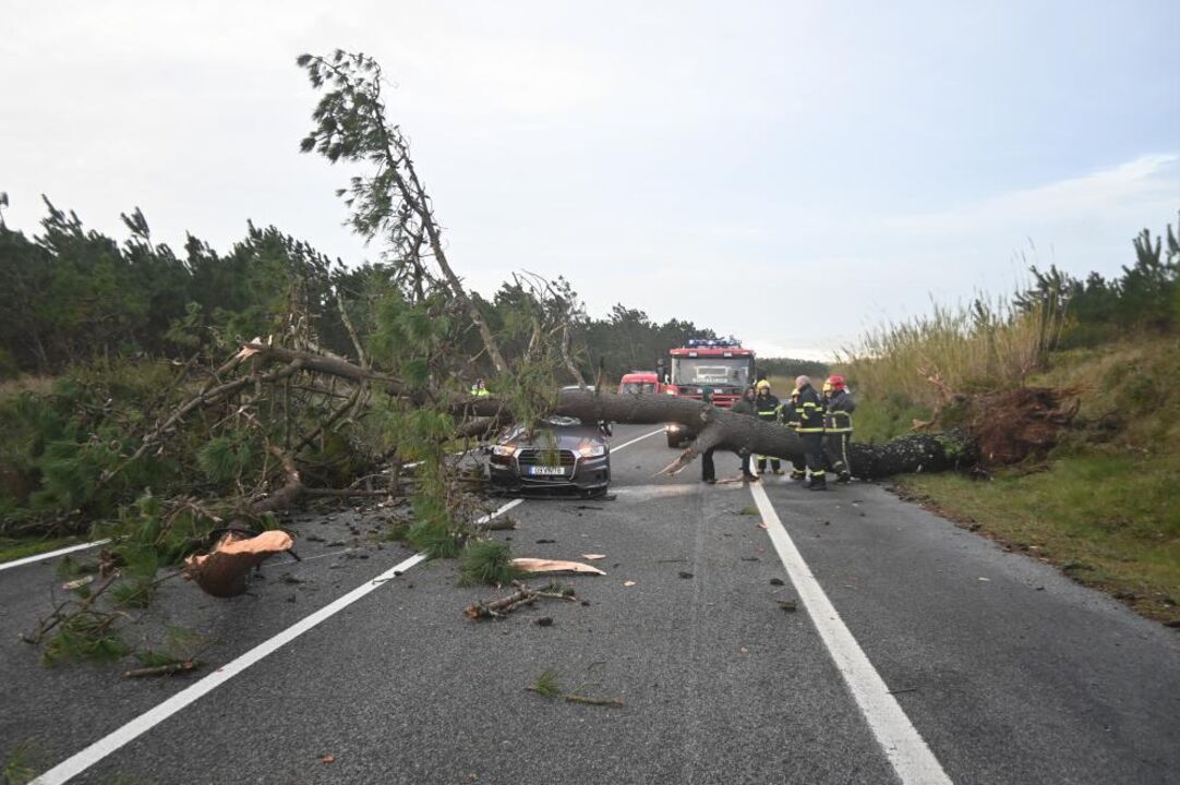 Efeitos da depressão Kristin nas Caldas da Rainha