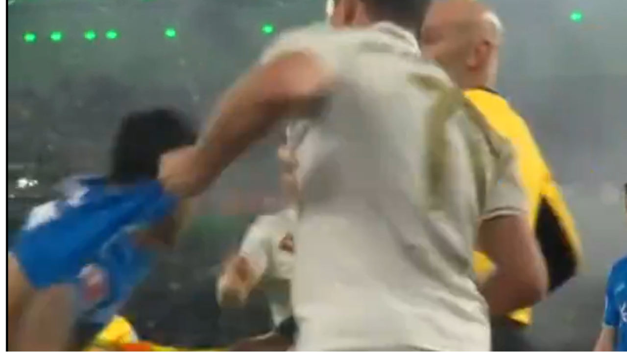 Confusão entre Stoger e Palacios