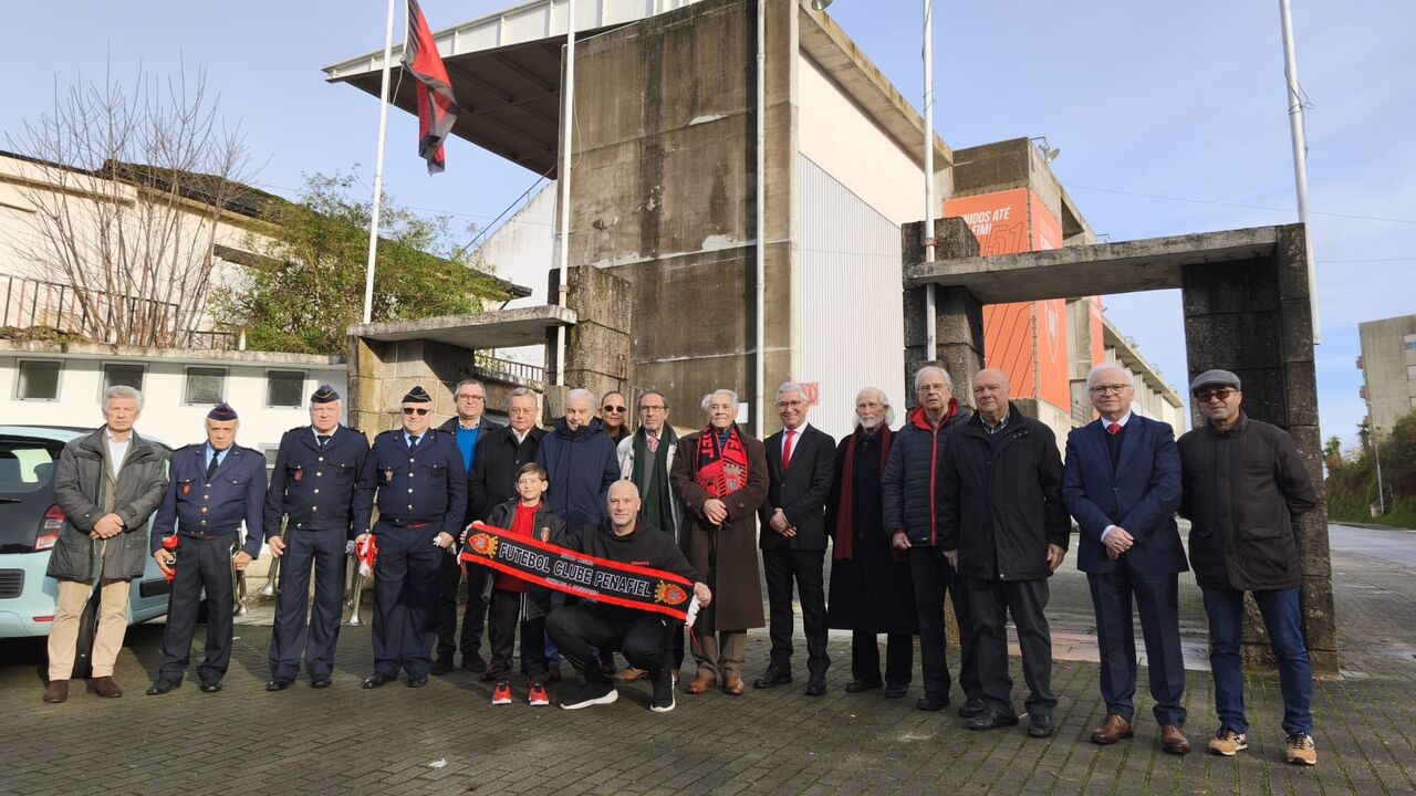Penafiel comemora 75 anos com homenagens e presença do sócio número um