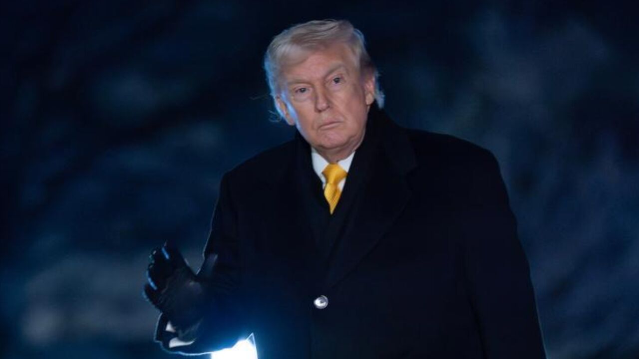 Trump critica atuação de Bad Bunny no Super Bowl