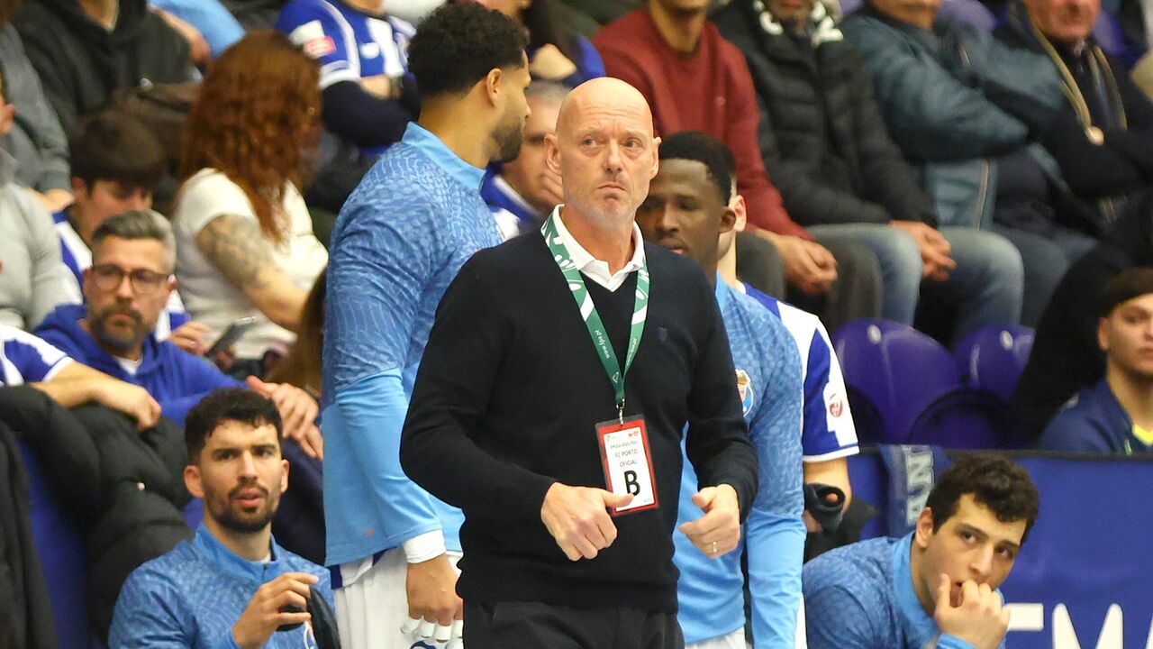 Jogo FC Porto em Avanca adiado devido a condições no pavilhão