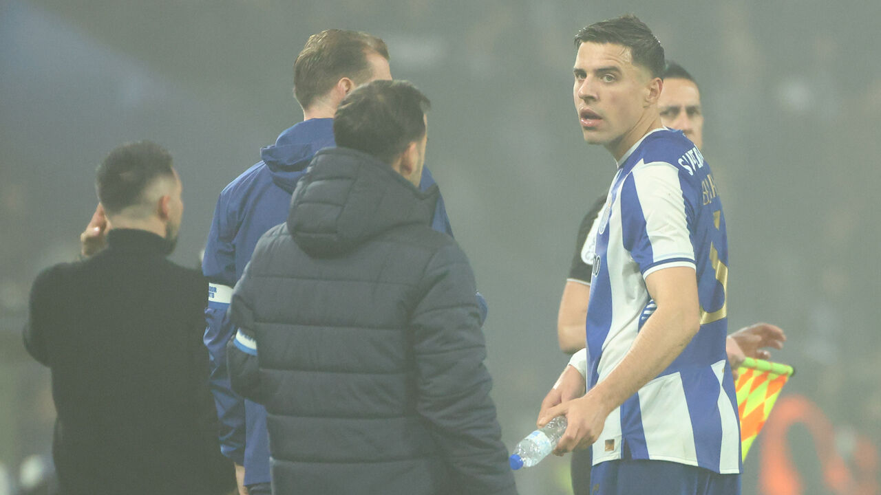 Bednarek foi o melhor elemento do FC Porto no clássico com o Sporting