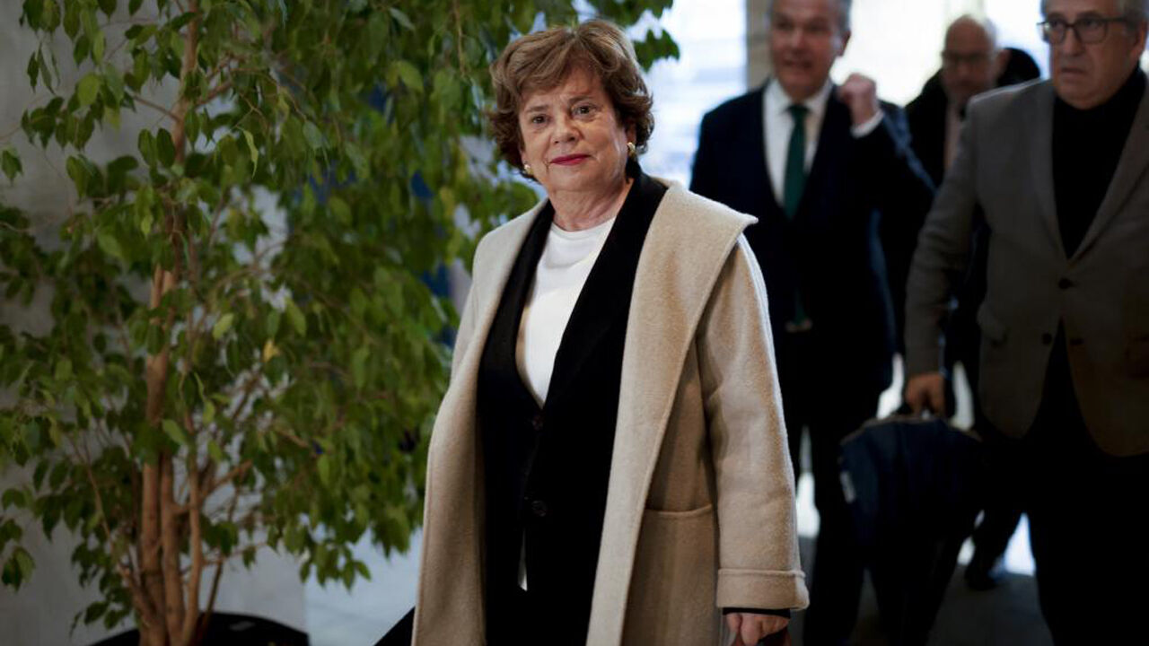 Ministra da Administração Interna demite-se