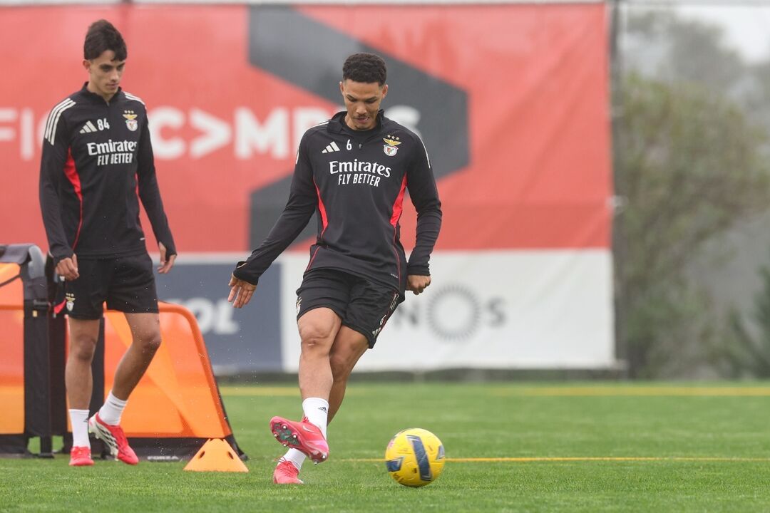Bah e Ríos preparam jogo com o Santa Clara no relvado