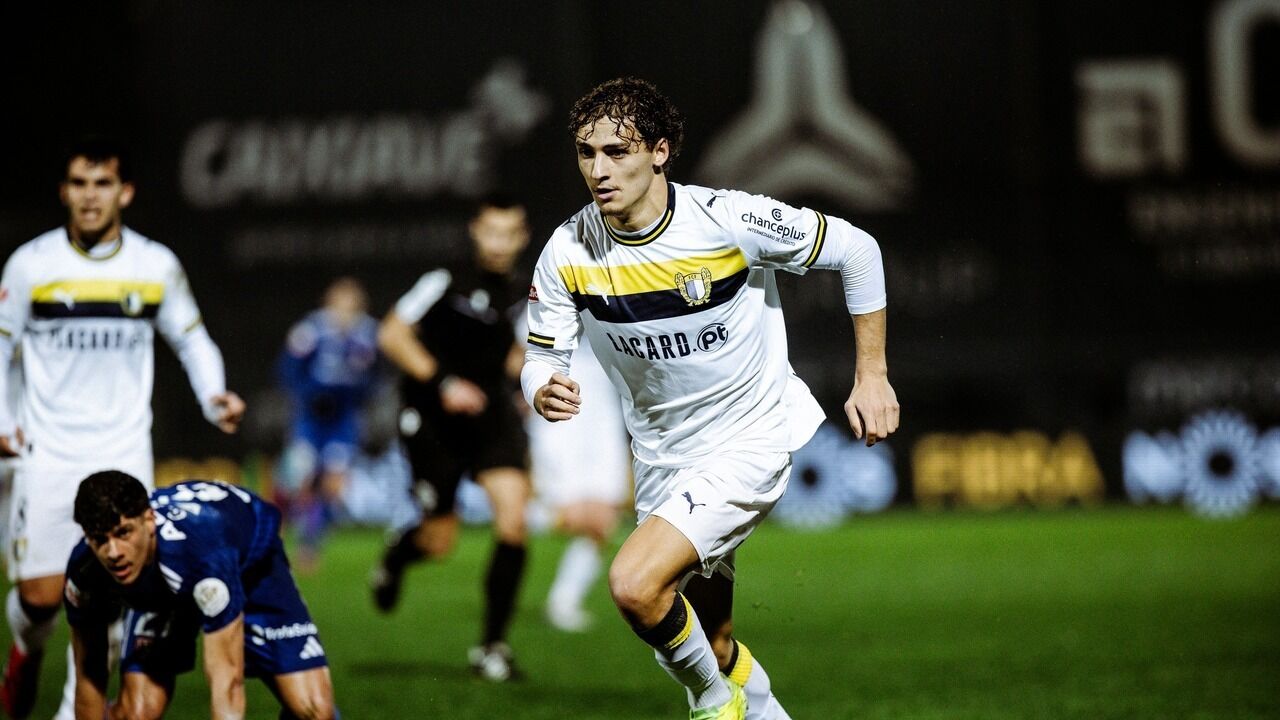 Rudi Almeida estreou-se pelo Famalicão frente ao AVS SAD