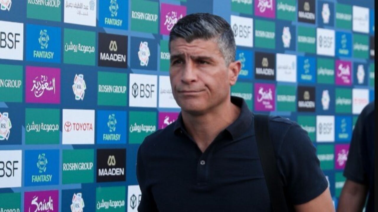 Pedro Emanuel treina o Al Fayha