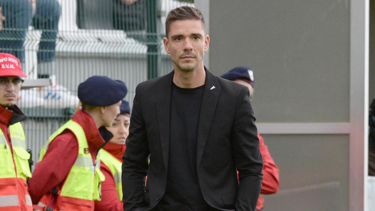 Tiago Margarido reage no banco de suplentes do Nacional