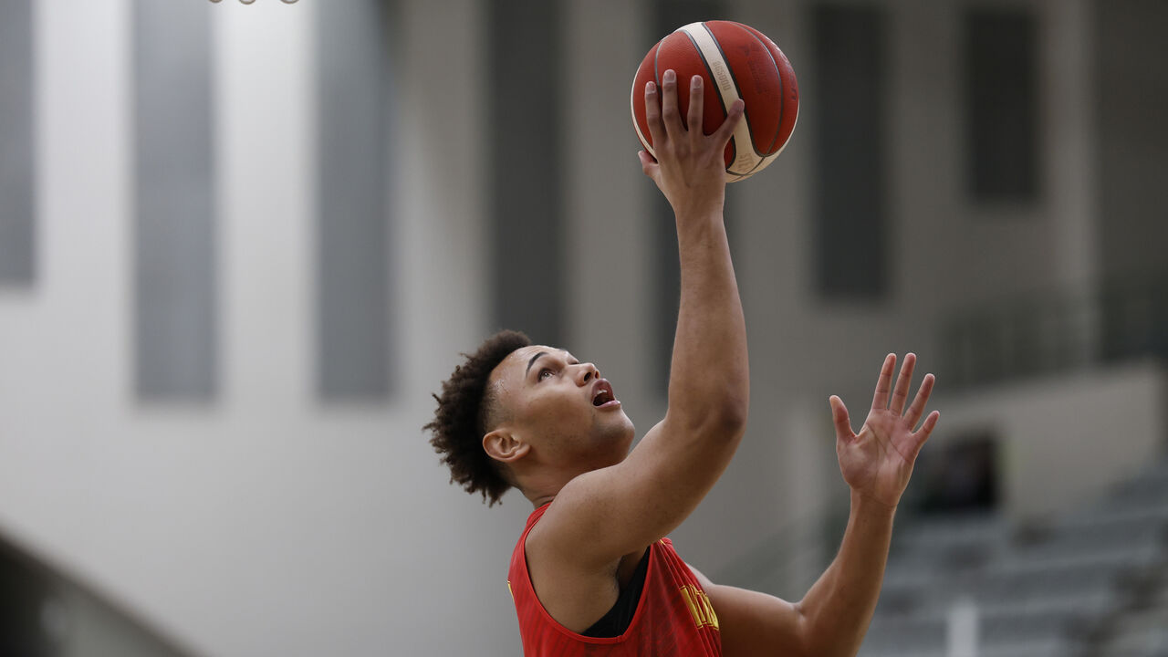 Rui Palhares integra seleção para jogos com a Roménia