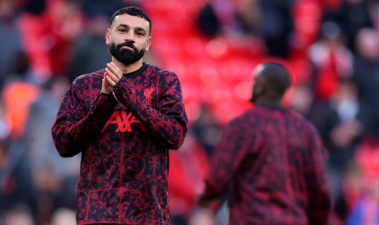 Tim Sherwood comenta o rendimento de Salah e possível saída no verão