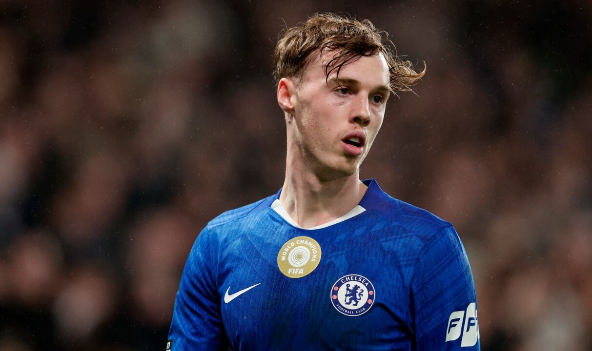 Louis Saha deseja ver Cole Palmer jogar com Bruno Fernandes