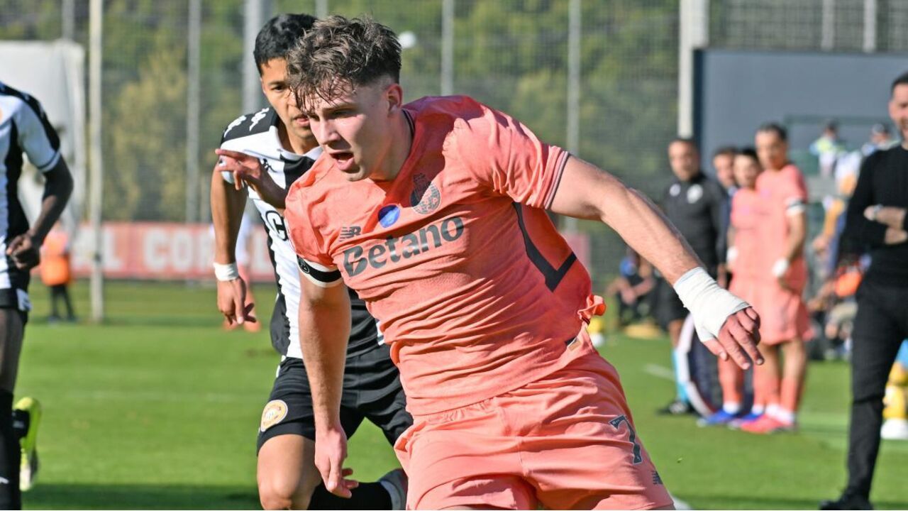 Pietuszewski, jogador polaco, com potencial comparado a Lewandowski.
