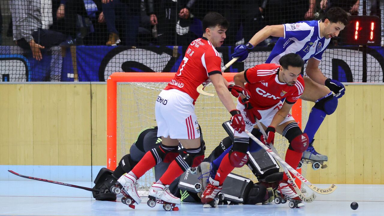 Benfica empata com FC Porto (4-4) nos minutos finais da partida