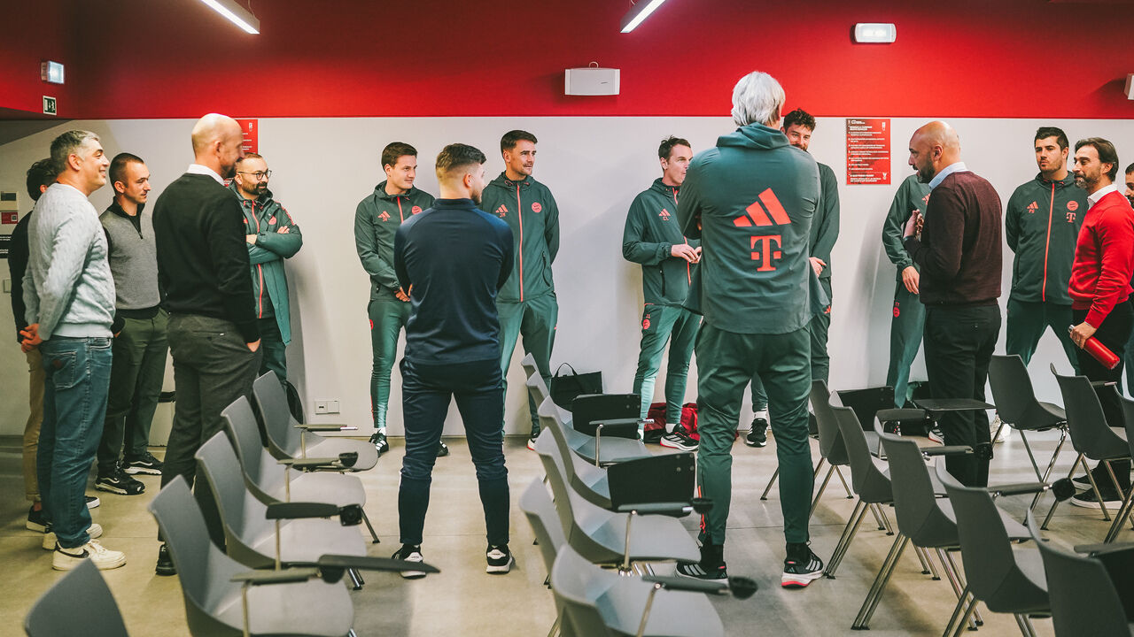 Comitiva do Bayern visita a Cidade Desportiva do Sp. Braga