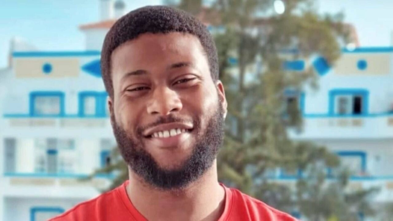 Mata jogador de futsal à facada no meio da rua em Quarteira