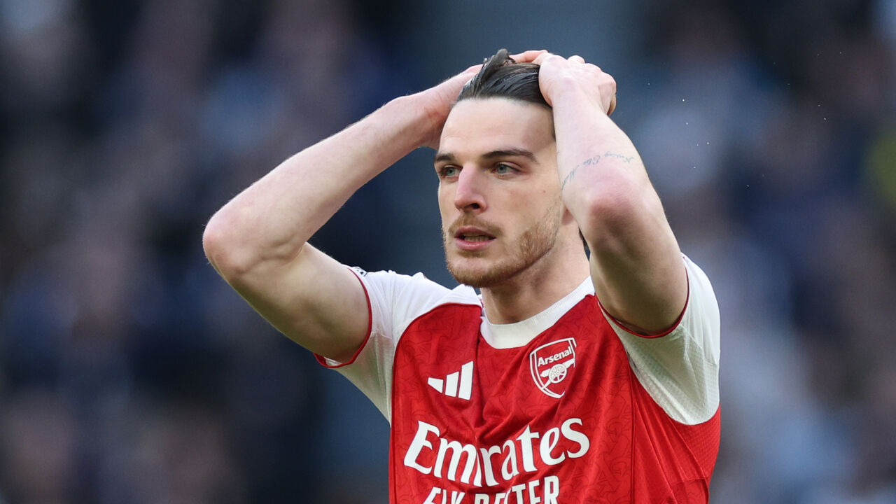 Declan Rice alvo de provocações durante o dérbi de Londres